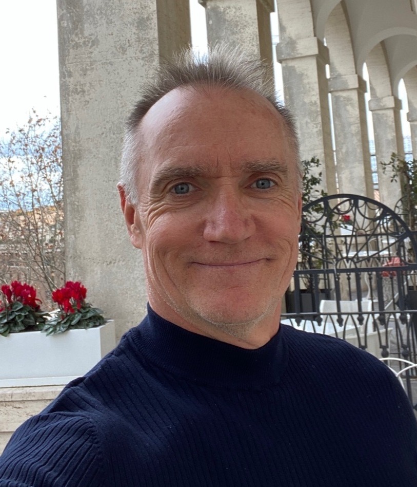 Robert Kaczowka, Architect, AIA, founding Principal of MESA Design, LLC